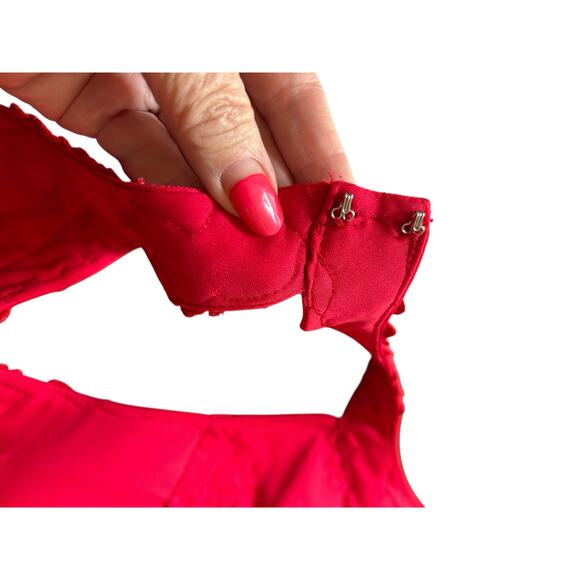 Betsy & Adam Red Rhinestone Halter Evening Gown Formal Dress - Size 4 - Picture 13 of 16